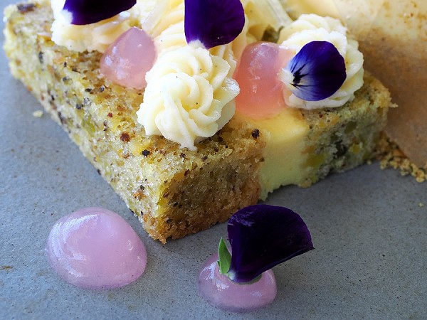 Pistatien-Lemon-Curd Kuchen