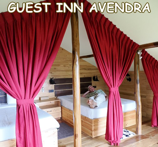 Betten mit Vorhang